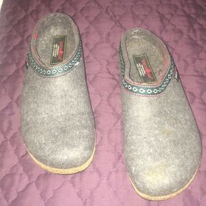 Haflinger fletcher clog gray boiled wool
